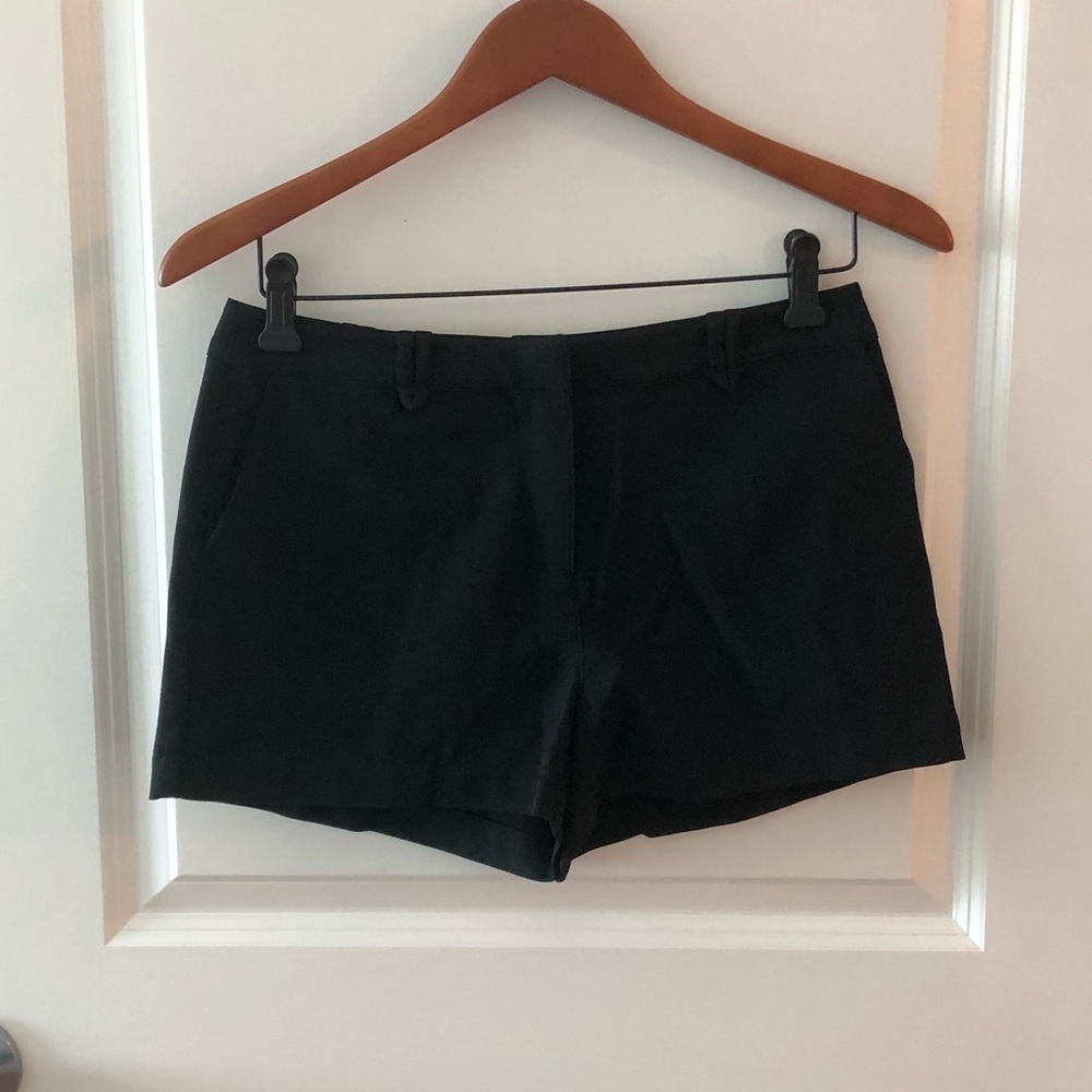 L’AGENCE Black Shorts Size 2